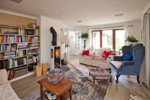 Sitting Room- click for photo gallery